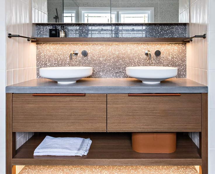 Plateau Vanity – Concrete Basin Top