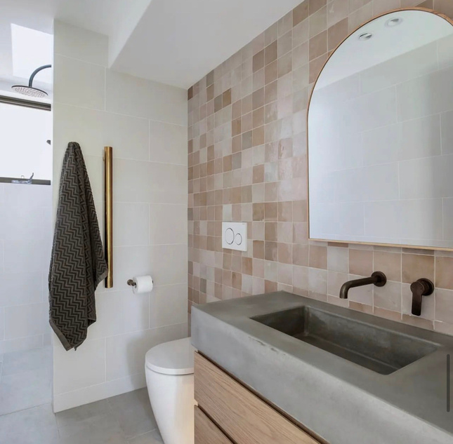 Linear Concrete Vanity - Image 2